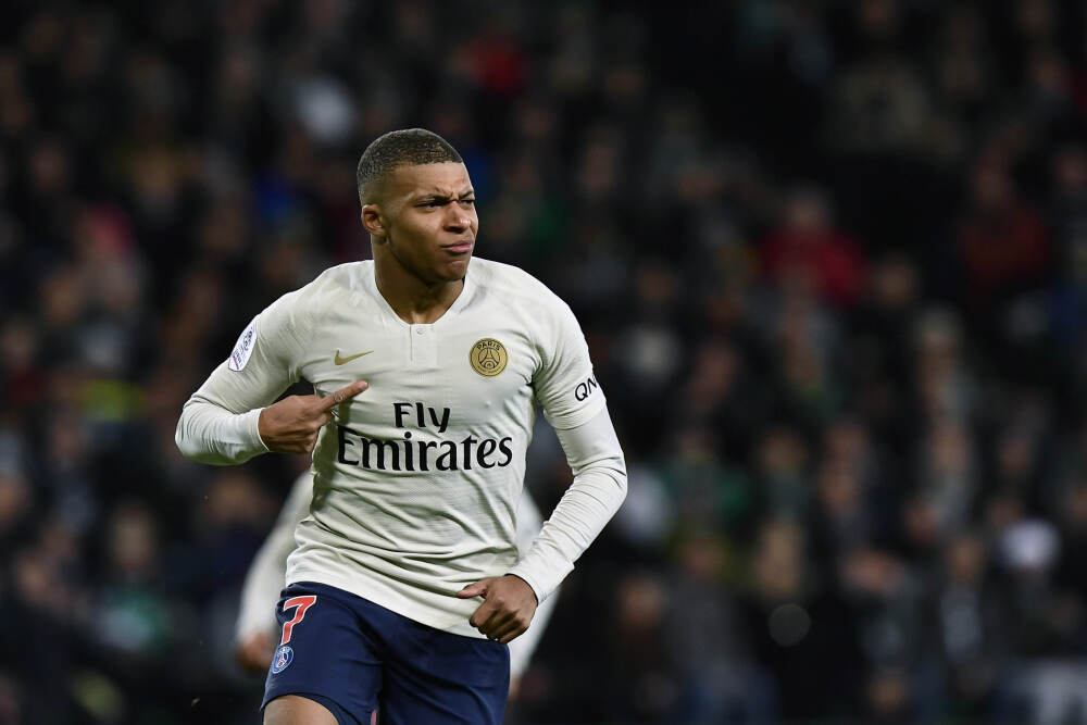 一位“风流皇帝”写的书法，甩宋徽宗一大截，启功评：除了美还是美！